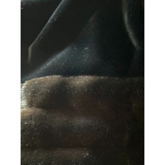 Vintage Brown Borgazia by Sportowne Long Fur Coat | Size 16 - Picture 9 of 13